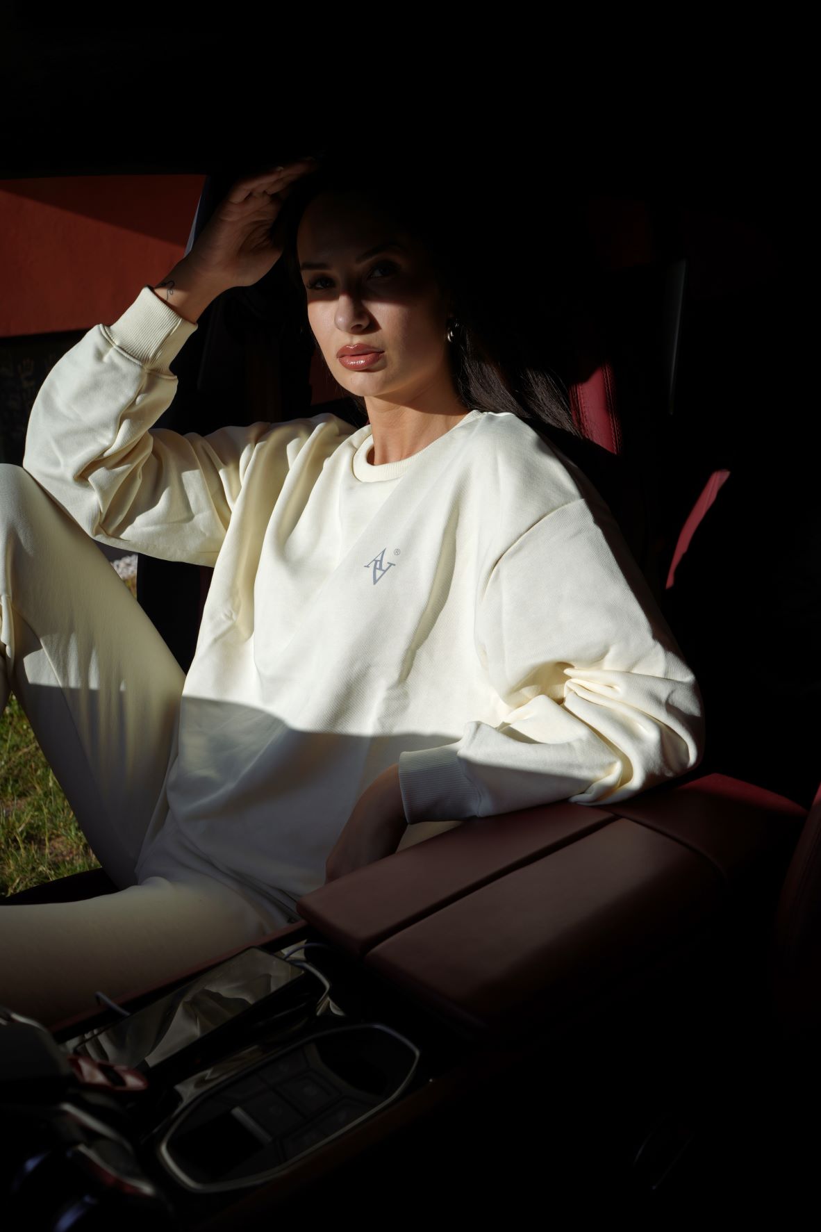 Ženski Komplet - Oversize Sweatshirt - Powder White